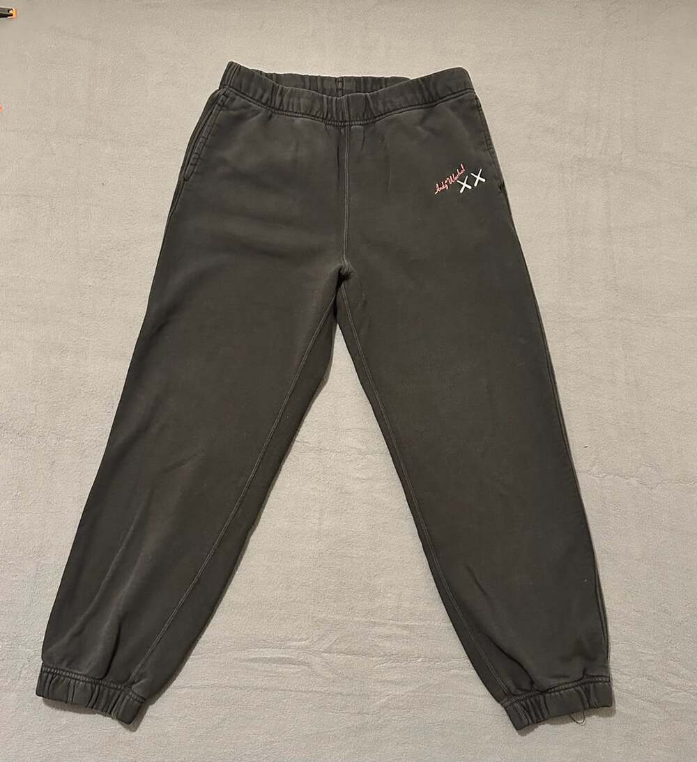 Uniqlo KAWS x Andy Warhol Sweatpants Size L Black Fleece Joggers